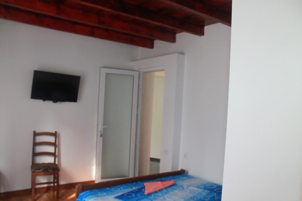 Guest House Maxim Makhinjauri Εξωτερικό φωτογραφία