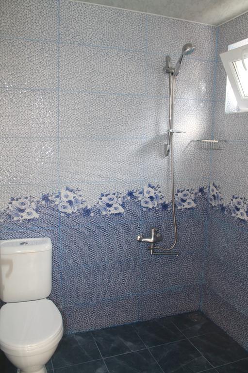 Guest House Maxim Makhinjauri Εξωτερικό φωτογραφία