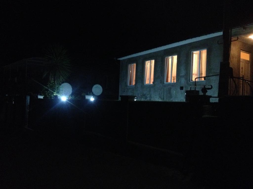 Guest House Maxim Makhinjauri Εξωτερικό φωτογραφία