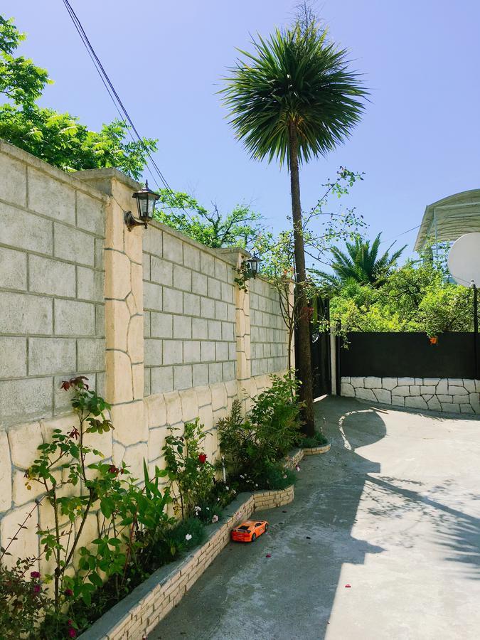 Guest House Maxim Makhinjauri Εξωτερικό φωτογραφία