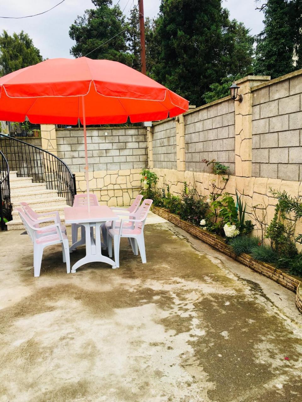 Guest House Maxim Makhinjauri Εξωτερικό φωτογραφία